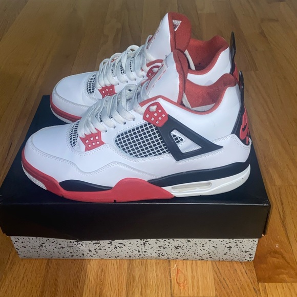 Jordan Other - Jordan 4 fire red size 10